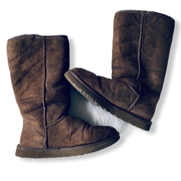UGG Shoes - Ugg Classic Boots